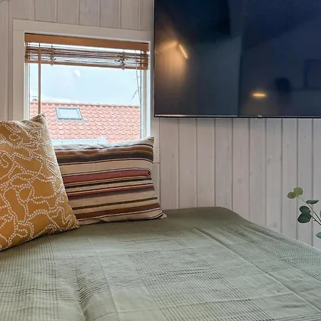 Beautiful In Bjert With Sauna * Binderup Strand